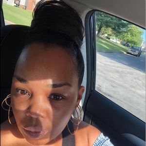 Meet your Posher, Stacey